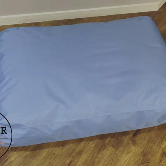 Video ClevFUR Pet Bed Cover Use and Care